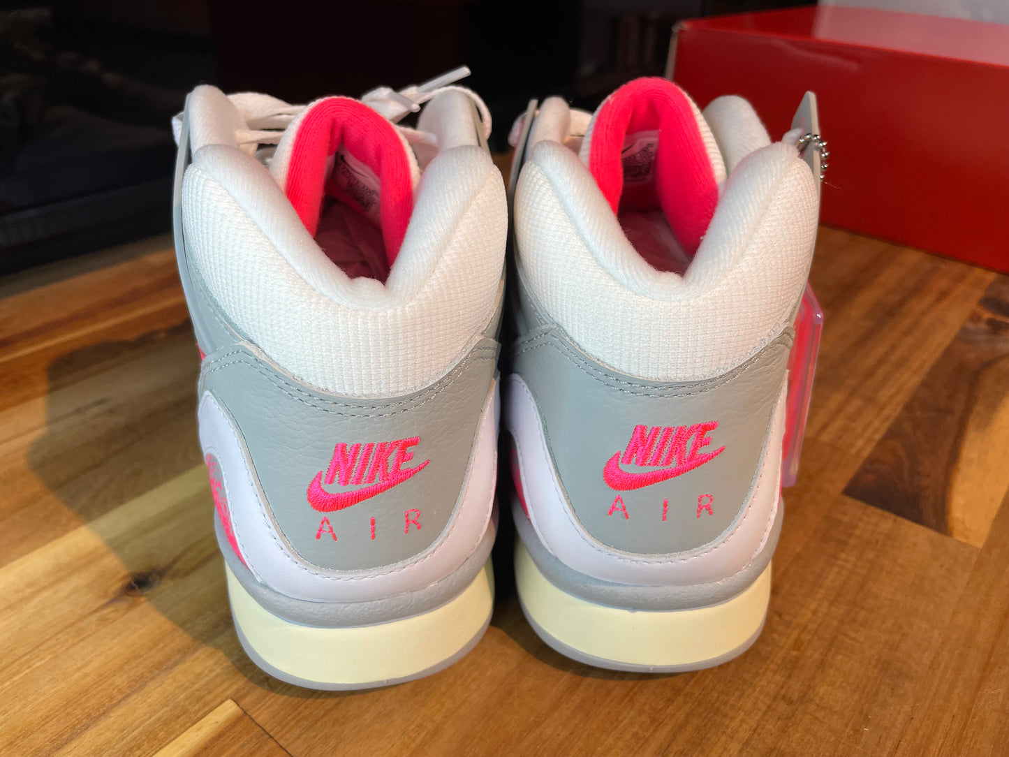 Nike Air Tech Challenge 2 Sz 10.5