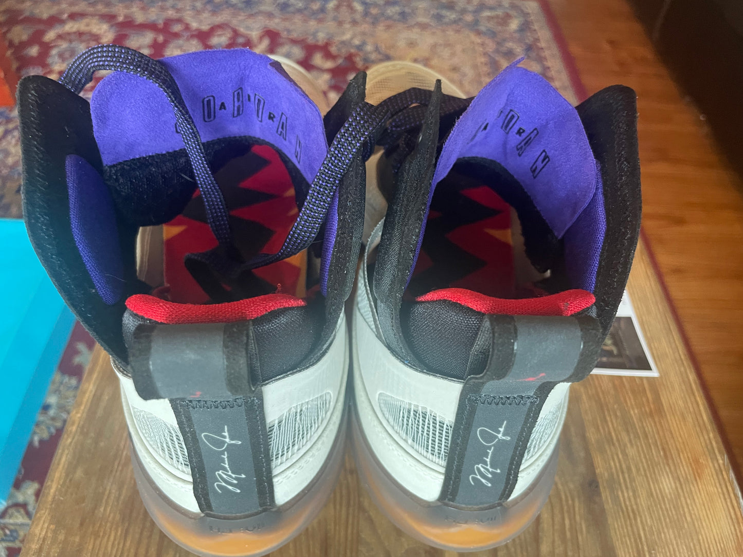 * Air Jordan 37 Sz 11 VNDS