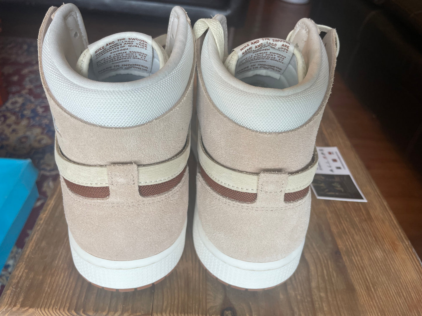 * Air Jordan 1 Hi CMFT Zoom Sz 11