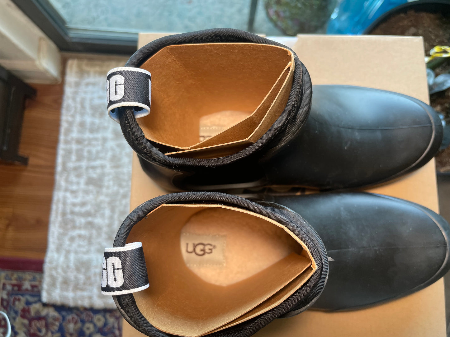 * UGG Chevonne W Sz 7