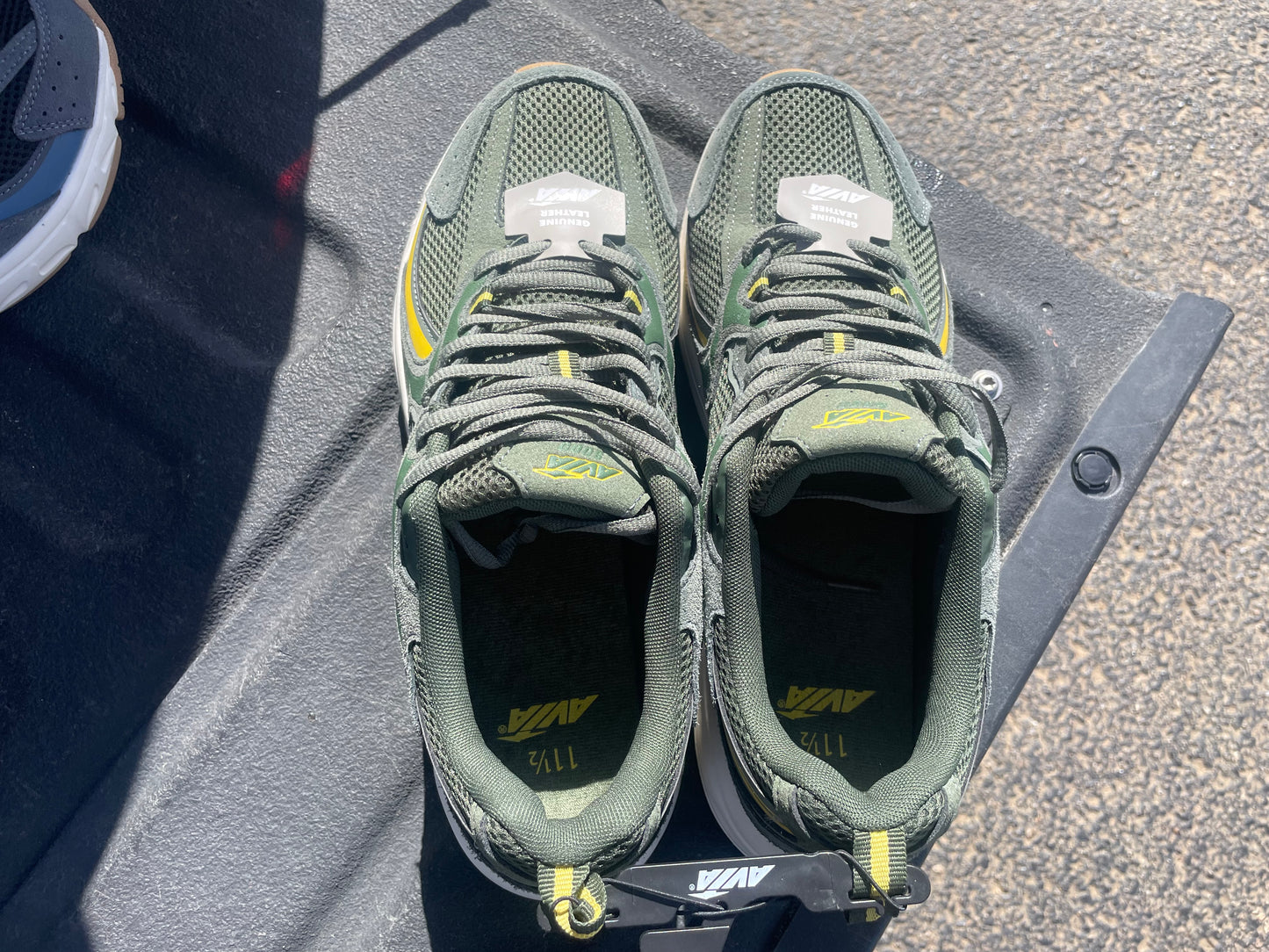 * Avia 5000 Olive M Sz 11.5