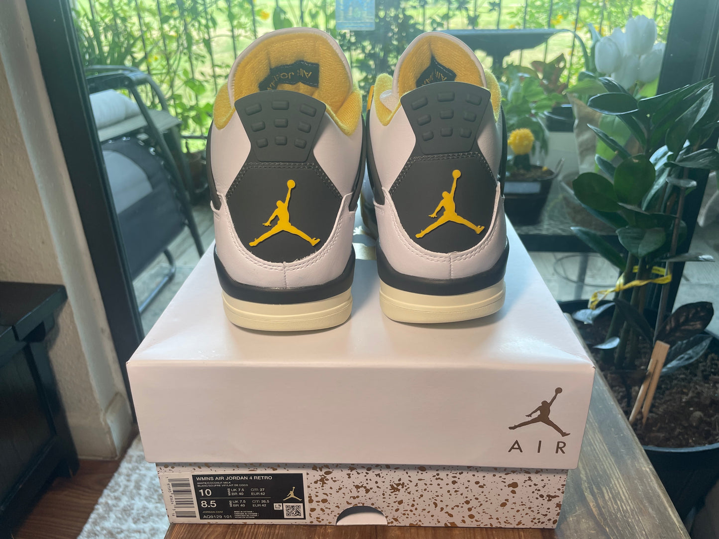 Air Jordan 4 Sulfur W Sz 10