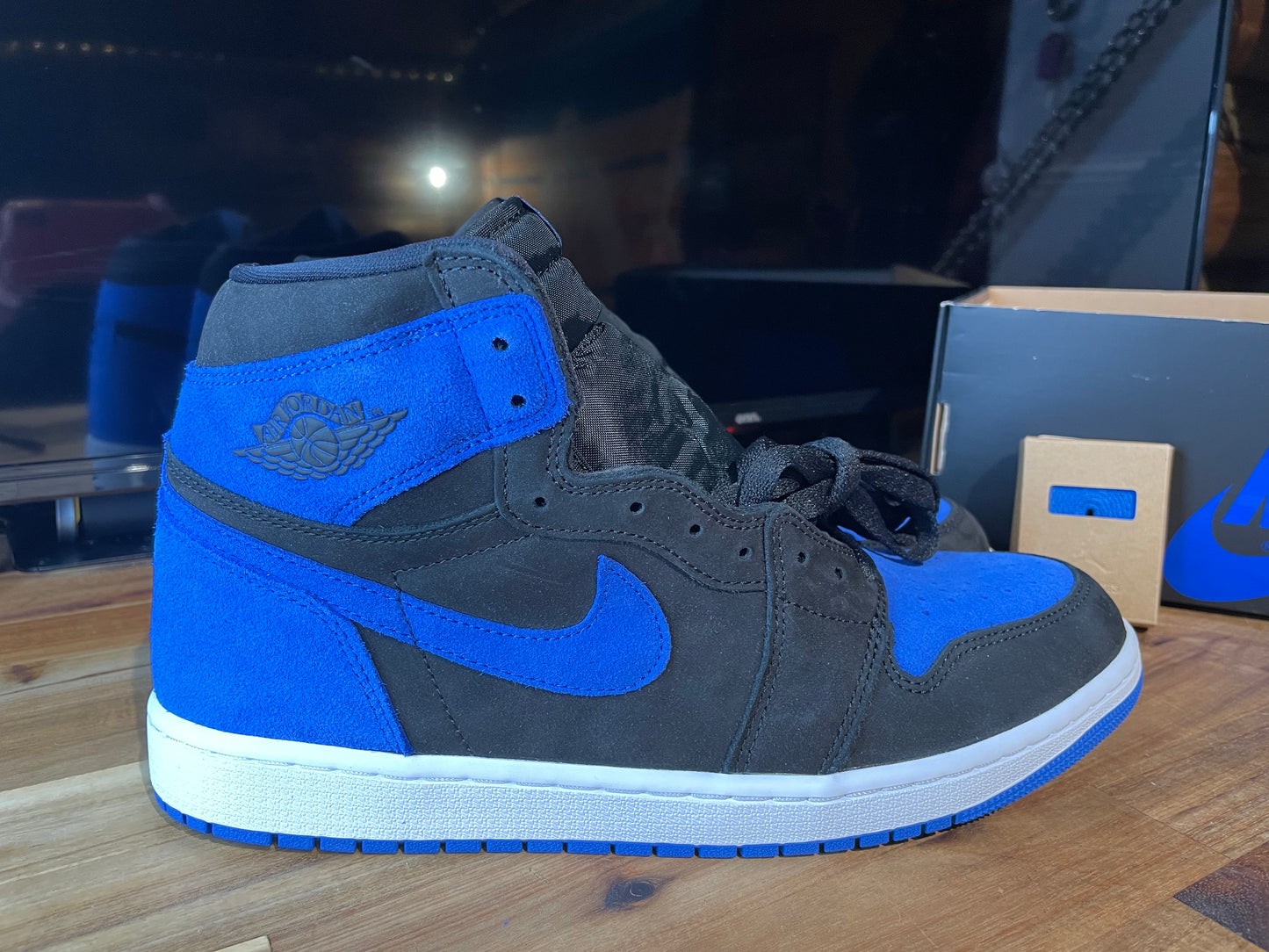 * Air Jordan 1 Hi Sz 11