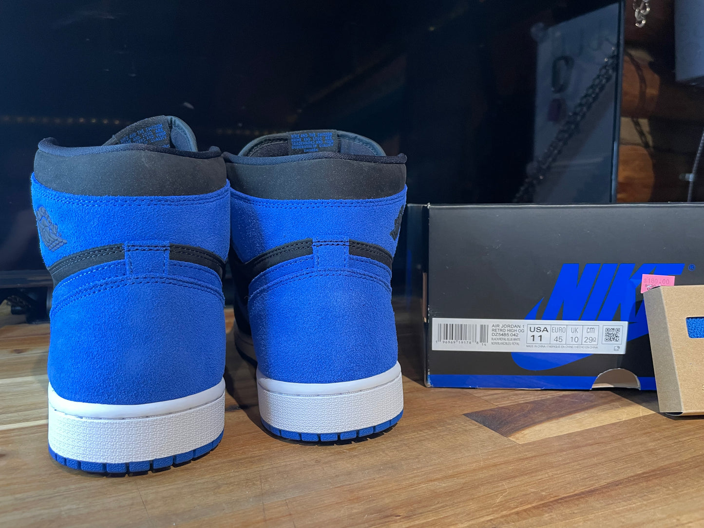 * Air Jordan 1 Hi Sz 11