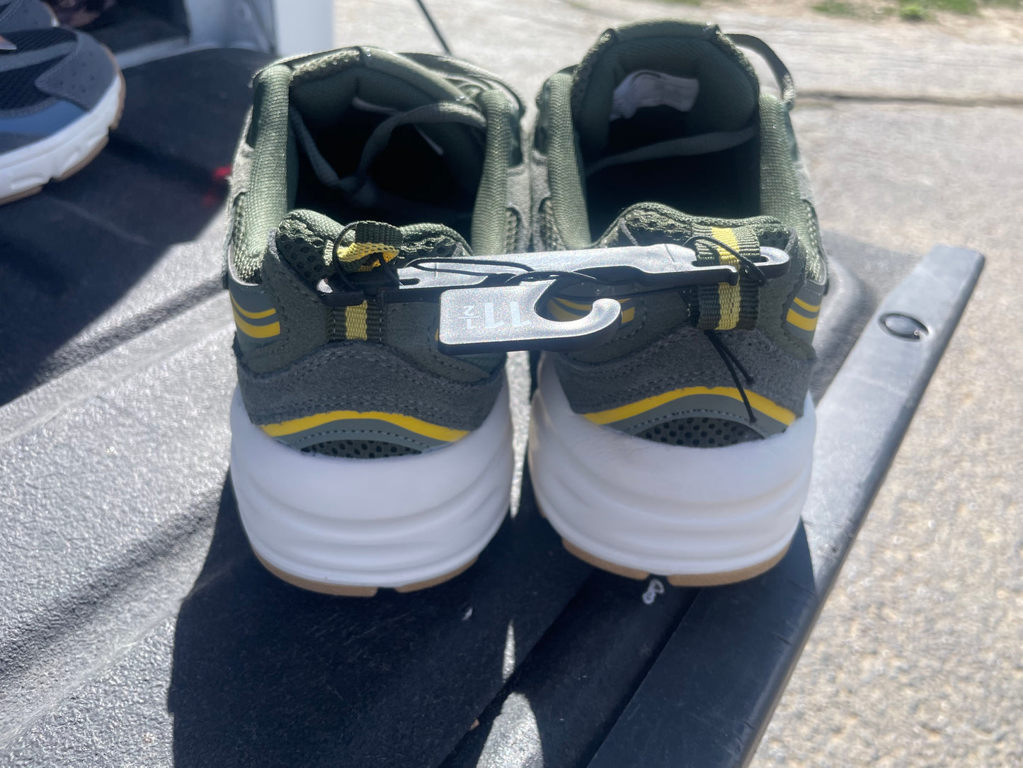 * Avia 5000 Olive M Sz 11.5